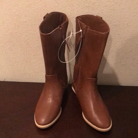 Cat & Jack Other - Kid girls new boots size 1 brown